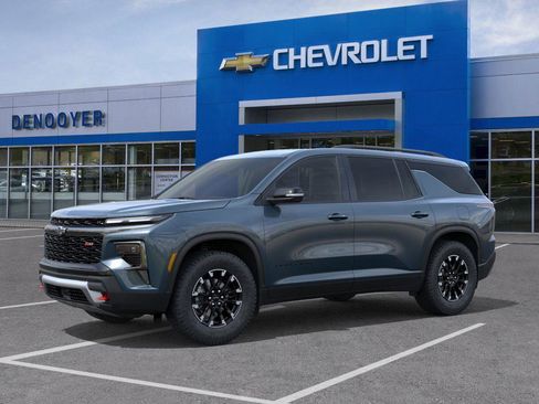New 2026 Chevrolet Traverse Z71 w/ Driver Confidence Package AWD/4WD image 2