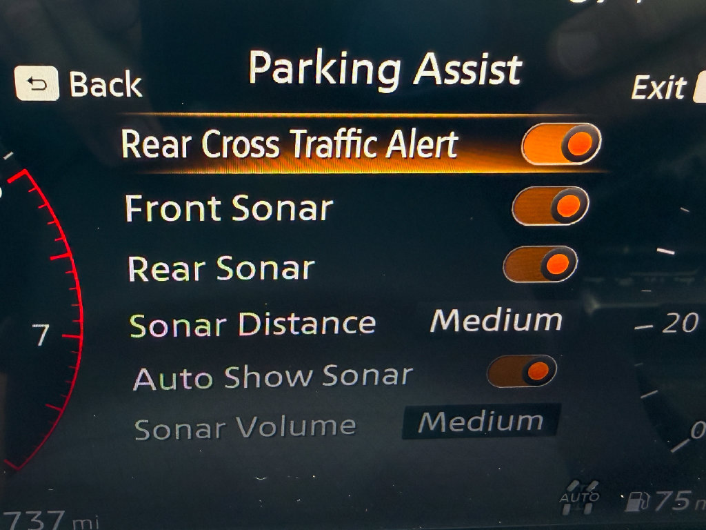 Used 2025 Nissan Armada SV AWD/4WD image 13
