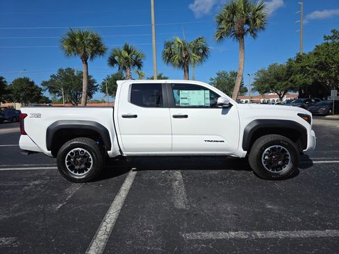 New 2026 Toyota Tacoma TRD Off-Road AWD/4WD image 12