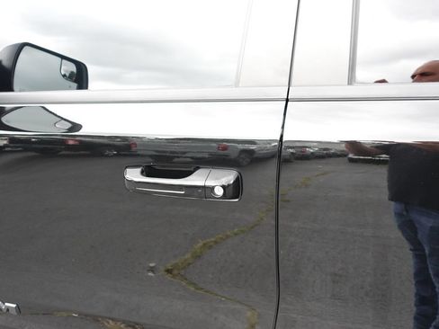 Used 2025 RAM 1500 Big Horn AWD/4WD image 15