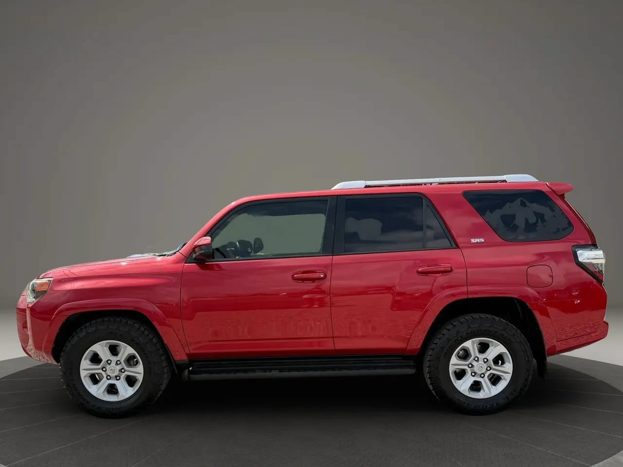 Used 2017 Toyota 4Runner SR5 RWD image 7