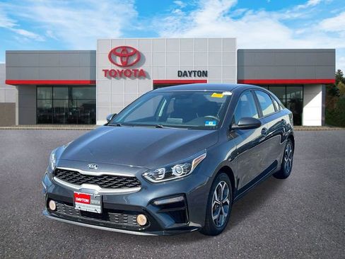Used 2020 Kia Forte LXS FWD image 2