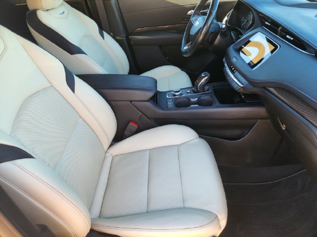 Used 2019 Cadillac XT4 Sport FWD image 14