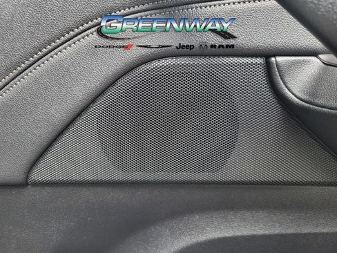 Used 2023 BMW 530i w/ Convenience Package image 31