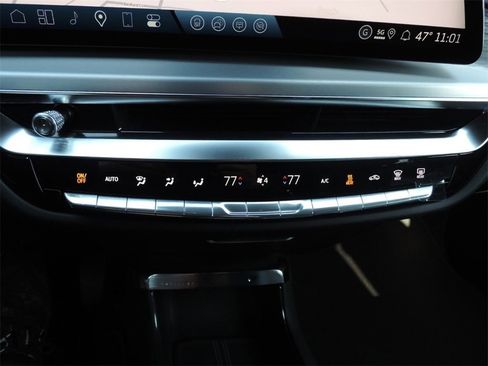 New 2026 Cadillac Lyriq Premium Luxury image 20