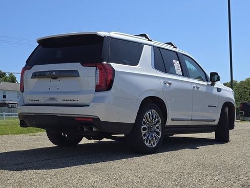 Used 2024 GMC Yukon Denali Ultimate AWD/4WD image 22