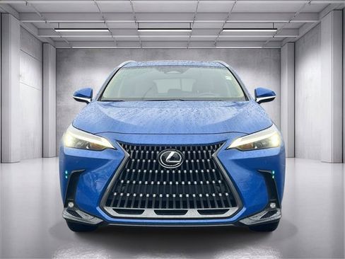 Certified 2025 Lexus NX 250 250 Premium w/ Towing Package (2000 Lbs) image 8