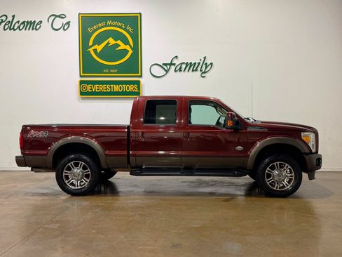 Used 2016 Ford F250 King Ranch w/ FX4 Off-Road Package AWD/4WD image 2