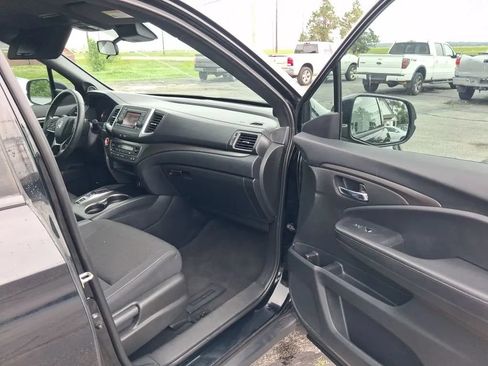 Used 2019 Honda Passport Sport image 28