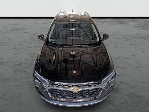 New 2026 Chevrolet Trax LT FWD image 6