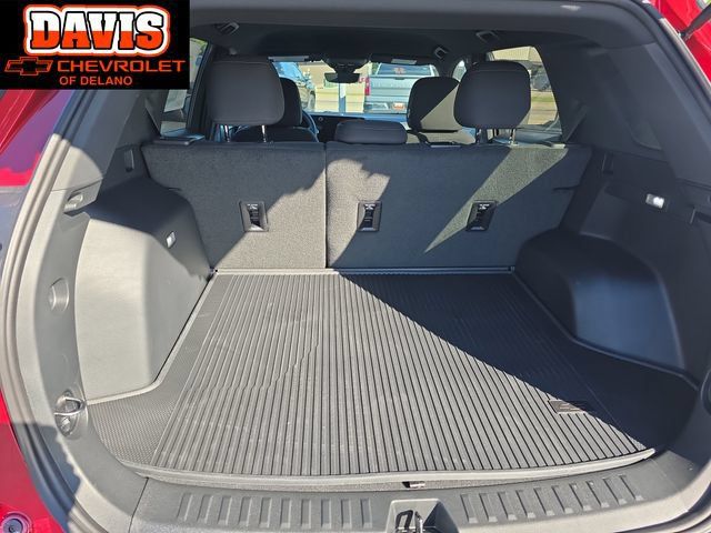 New 2027 Chevrolet Equinox LT w/ Safety and Technology Package AWD/4WD image 12