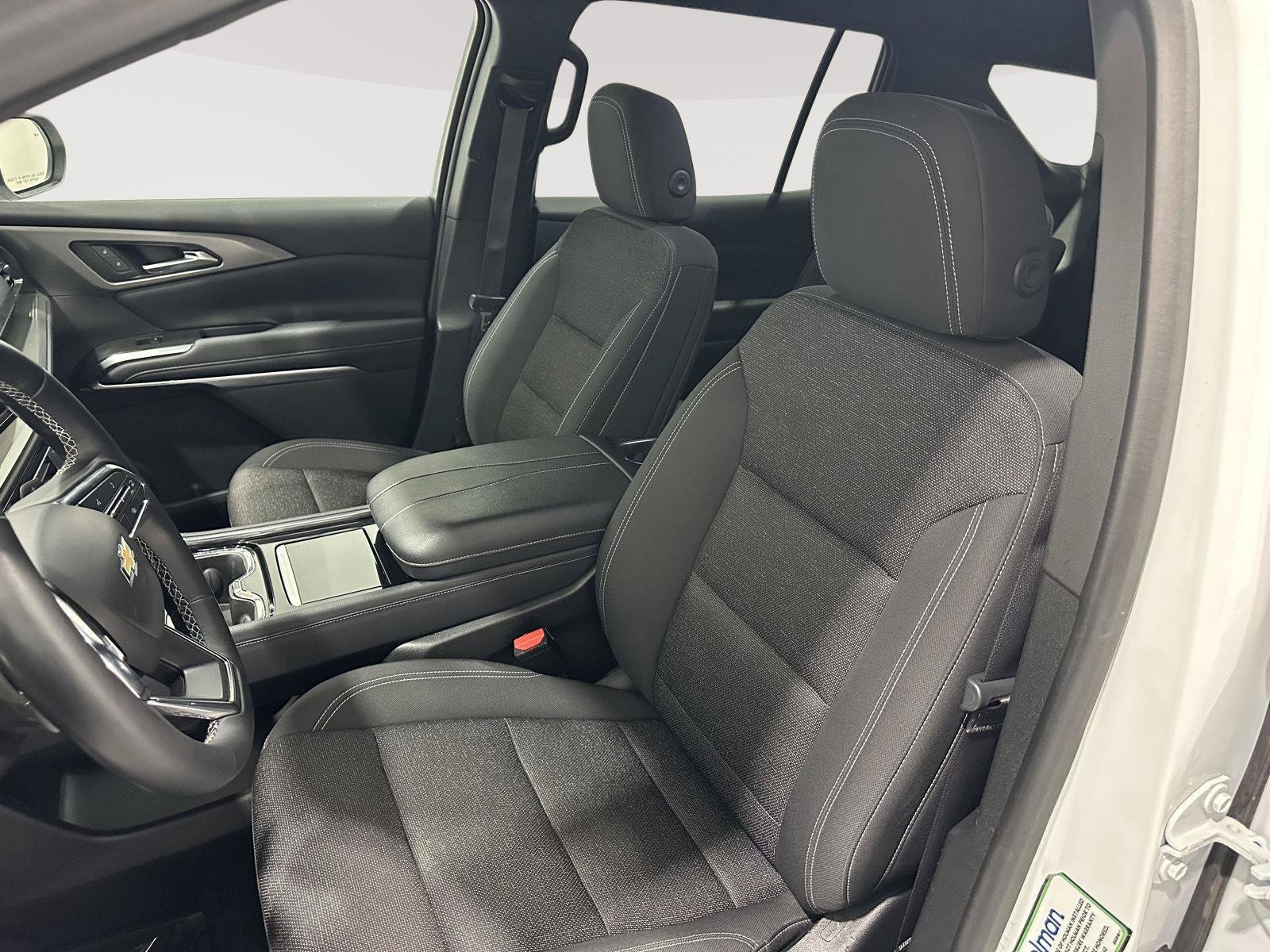 Used 2024 Chevrolet Traverse LT w/ LPO, Floor Liner Package AWD/4WD image 17