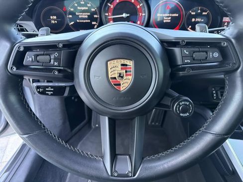 Used 2020 Porsche 911 Carrera S RWD image 18
