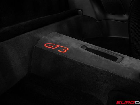 Used 2018 Porsche 911 GT3 RWD image 43