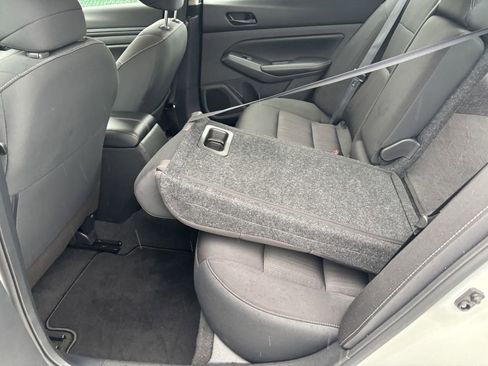 Used 2025 Nissan Altima 2.5 SV image 24