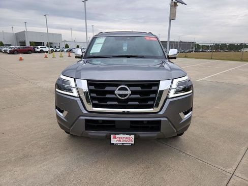 Certified 2024 Nissan Armada Platinum w/ Captain's Chairs Package image 9