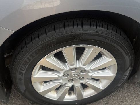 Used 2011 Toyota Sienna Limited w/ Premium Pkg AWD/4WD image 16