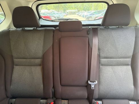 Used 2025 Nissan Rogue SV AWD/4WD image 39