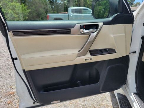 Used 2020 Lexus GX 460 Premium w/ Premium Package AWD/4WD image 12