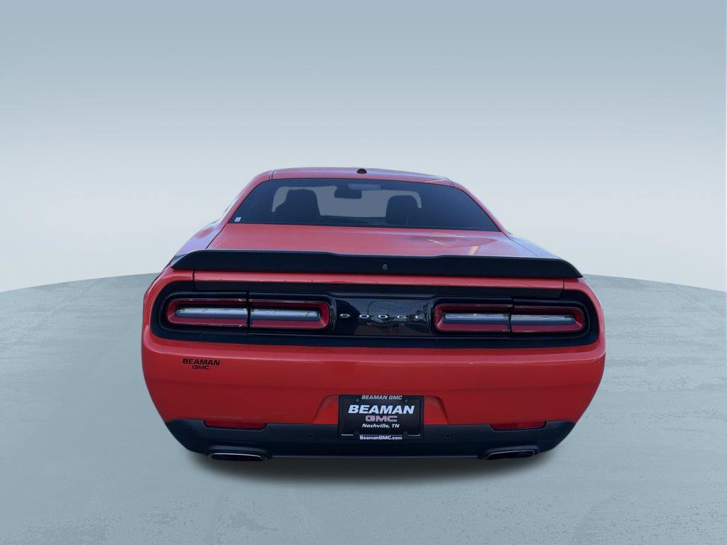 Used 2019 Dodge Challenger SXT w/ Driver Convenience Group RWD image 7