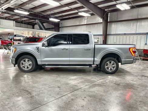 Used 2021 Ford F150 Lariat image 6