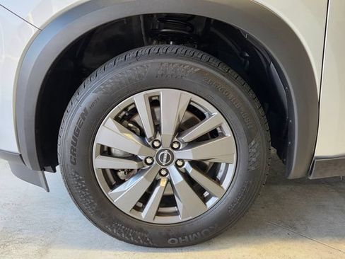 Used 2025 Nissan Pathfinder SV AWD/4WD image 24