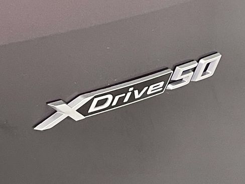 Used 2024 BMW iX xDrive50 AWD/4WD image 12