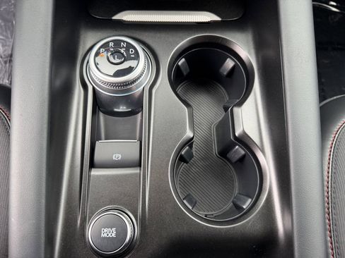 Used 2025 Ford Explorer ST-Line image 28