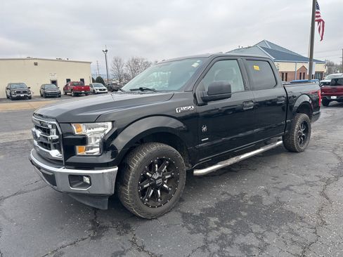 Used 2017 Ford F150 XLT image 1
