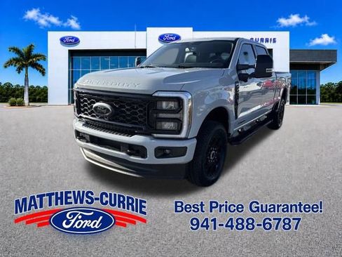 New 2026 Ford F250 Lariat w/ Black Appearance Package AWD/4WD image 7