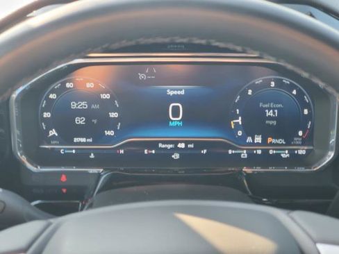 Used 2025 Chevrolet Silverado 1500 LT image 11