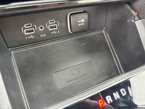 Used 2024 Jeep Grand Cherokee Altitude RWD image 25