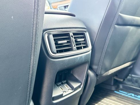 Used 2021 Honda CR-V Touring image 32
