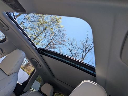 Used 2025 Audi Q5 Prestige AWD/4WD image 16