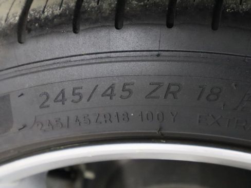 Used 2009 Nissan 370Z Touring RWD image 33