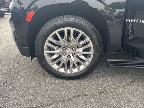 Used 2023 Chevrolet Tahoe Premier w/ Premium Package image 27