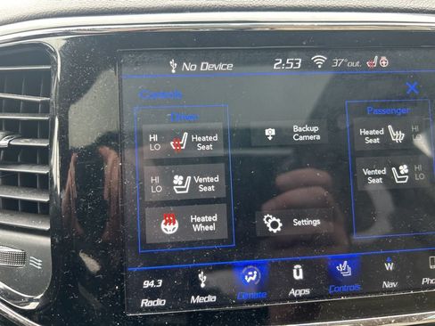 Used 2019 Jeep Grand Cherokee Overland AWD/4WD image 29