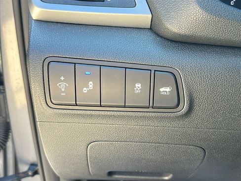 Used 2018 Hyundai Tucson Value AWD/4WD image 16