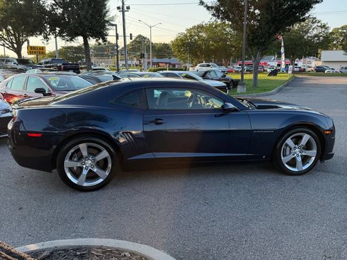 Used 2010 Chevrolet Camaro SS w/ RS Package RWD image 5
