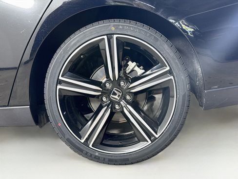 Used 2024 Honda Accord Sport image 35