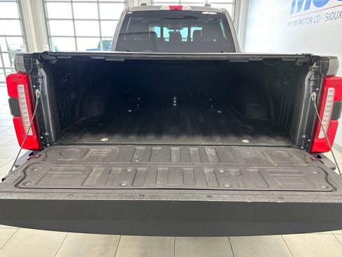 Used 2023 Ford F250 Lariat w/ Chrome Package AWD/4WD image 7