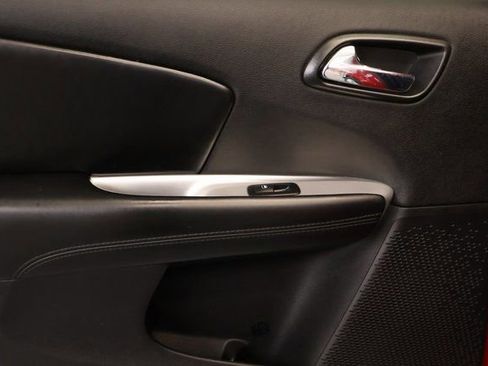 Used 2013 Dodge Journey SXT w/ Flexible Seating Group image 24