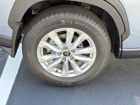 New 2026 Toyota Corolla Cross LE FWD image 23
