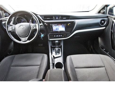 Used 2016 Scion iM Base image 8