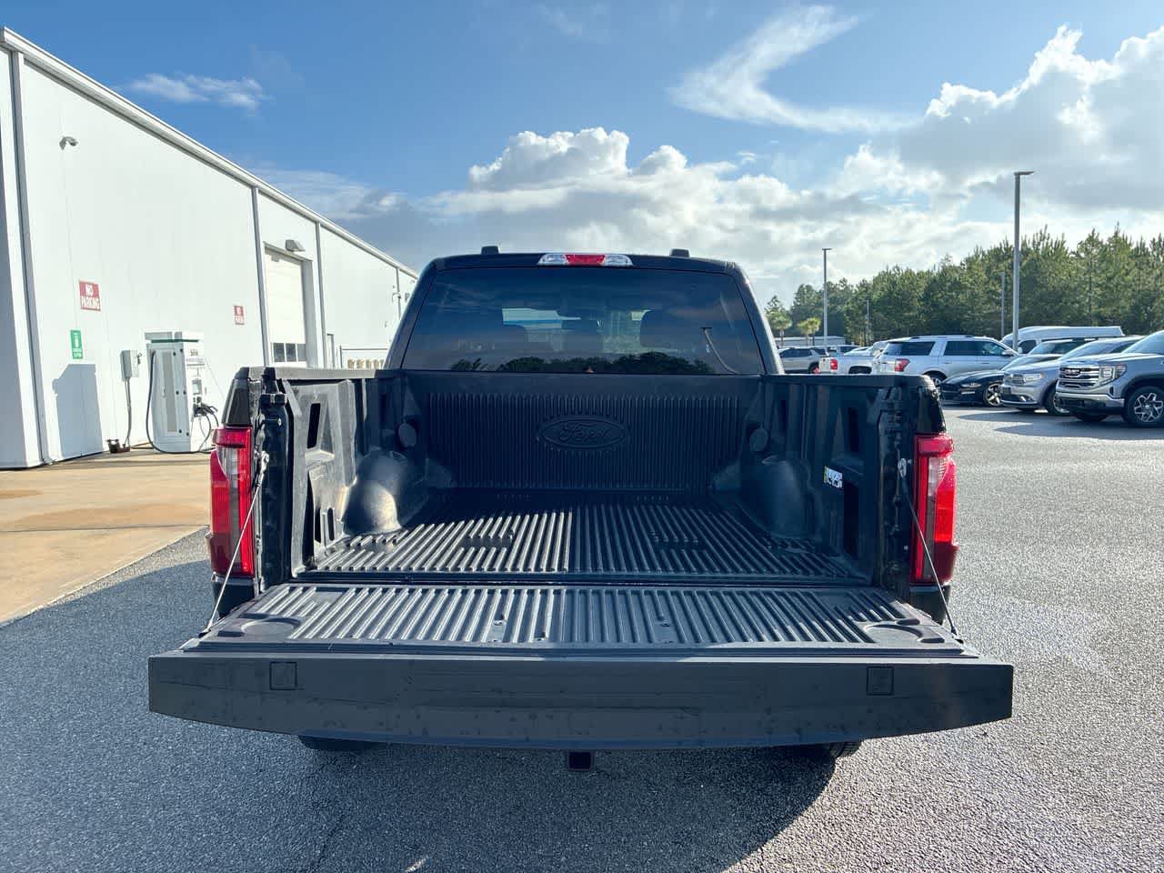 Used 2024 Ford F150 XLT w/ Tow/Haul Package AWD/4WD image 24