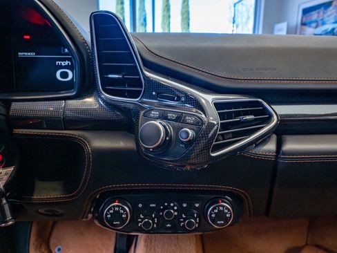 Used 2012 Ferrari 458 Italia Base image 14