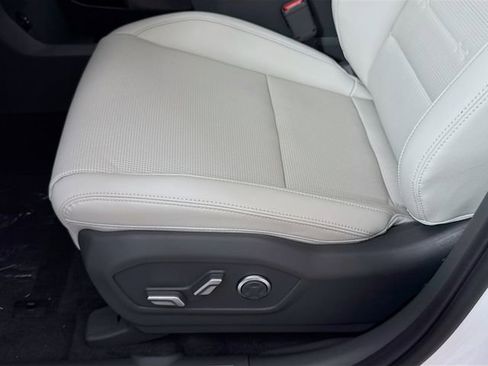 New 2026 Hyundai Santa Fe Limited FWD image 34