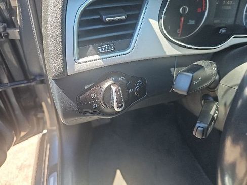 Used 2015 Audi A4 2.0T Premium w/ Audi MMI Navigation AWD/4WD image 18