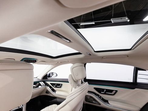 Certified 2023 Mercedes-Benz S 580 4MATIC Sedan image 27