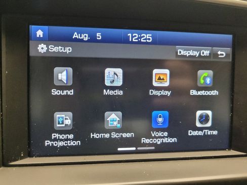 Used 2020 Hyundai Elantra SEL FWD image 25